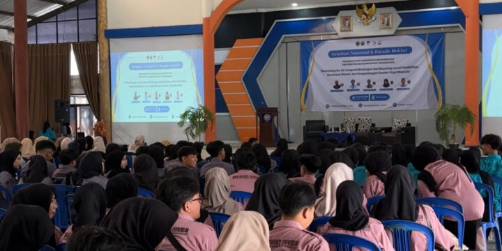 Seminar Nasional dan Parade Doktor: Wujudkan “Flourishing for All” untuk Pendidikan, Kesehatan Mental, dan Pengembangan SDM