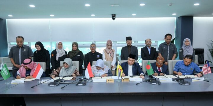 UMTAS Kukuhkan Komitmen Global Partnership di VCFARE 2025 Malaysia Bersama Enam Universitas Dunia